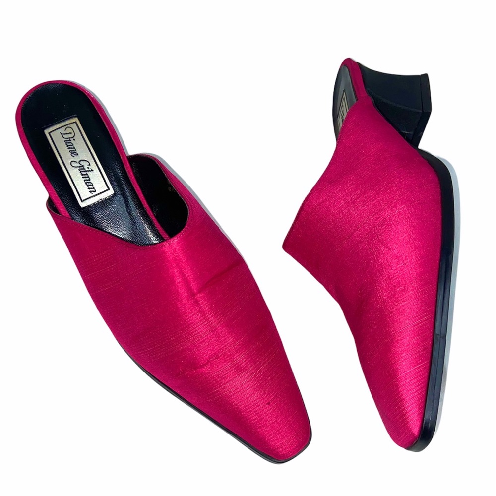 Vintage Diane Gilman Pink Point Toe Heels/ Slip ons. Size 5.5.